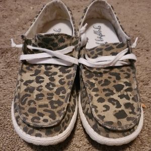 Gypsy Jazz Leopard print